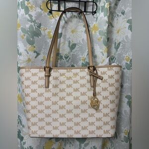 Michael Kors Tan & Cream Signature Tote NWOT